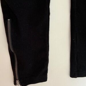 Women's Joylab leggings zip pocket and cuff  thicker material size S